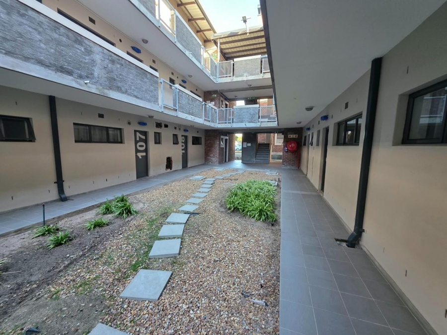 1 Bedroom Property for Sale in Brooklyn Western Cape